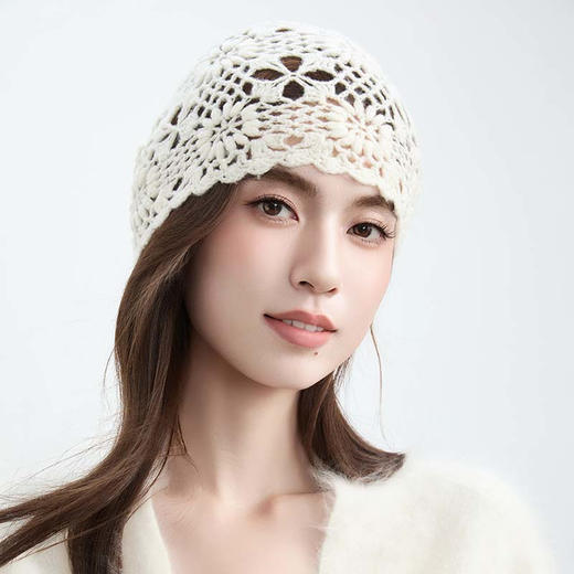 VogoPetite 70%羊毛30%羊绒 手工针织钩花镂空堆堆帽子 BP141D0014 商品图4