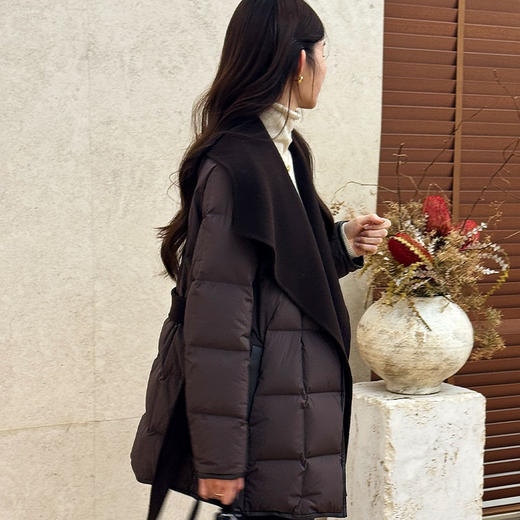 【特价不退换】【预售7天】良木礼拼接翻领鹅绒服（1169） 商品图2