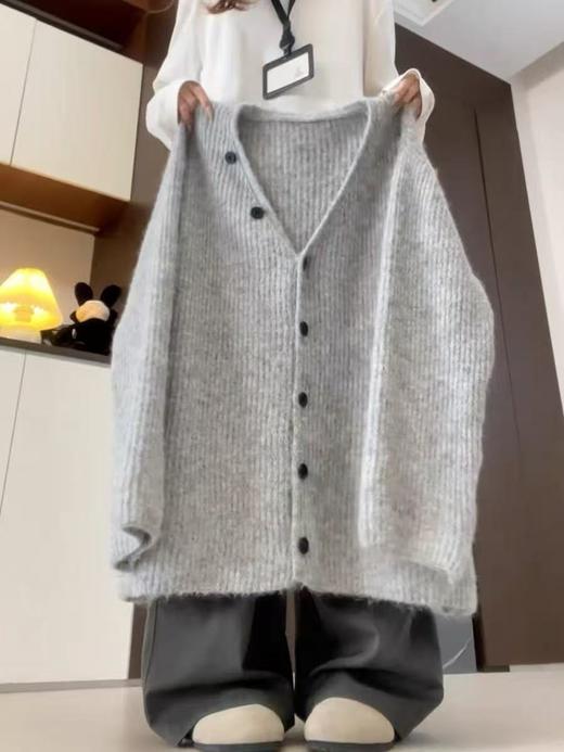 清了！清！不支持退货 自营【超美针织衫】M18韩系氛围感单排扣开衫毛衣-喜出 商品图5