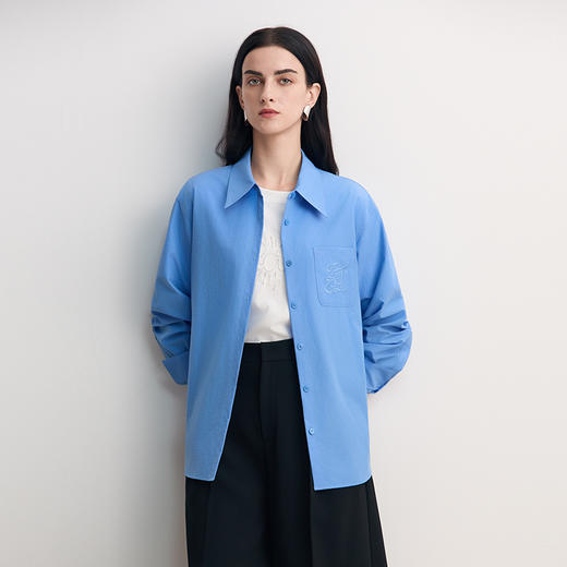 EITIE爱特爱面料微皱工艺直筒宽松口袋logo绣花设计简约时尚衬衣8509203 商品图3