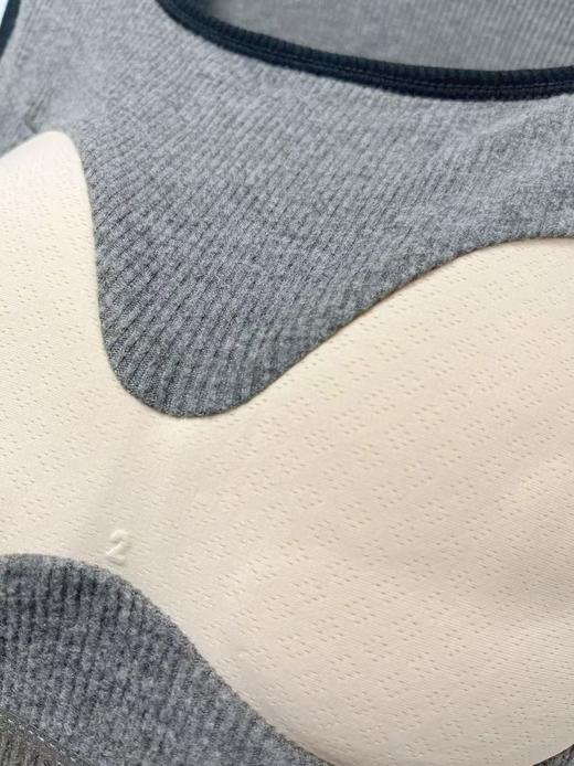 女王节抢购价-不支持退→【自营】🔥内里磨毛绒【超暖美背】有胸垫～（拼色边）一体杯螺纹棉美背背心-喜出 商品图4