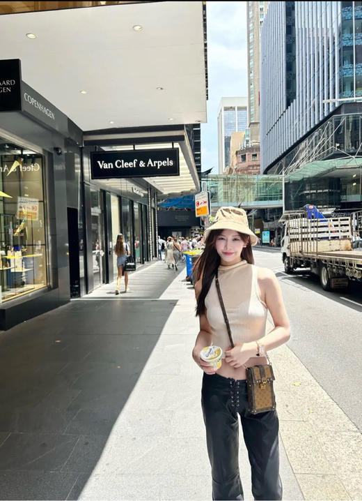 LV Trunk Vertical 链条包 商品图2