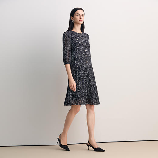 EITIE爱特爱圆领抽绳收腰字母印花图案设计优雅中长款连衣裙8507202 商品图1