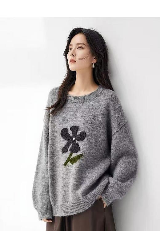 清了！清！不支持退货 自营【超美针织衫】M32韩系慵懒风花朵提花圆领套头百搭毛衣-喜出 商品图2