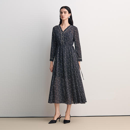 EITIE爱特爱V领抽绳收腰字母印花图案设计优雅长款连衣裙8507201 商品图1