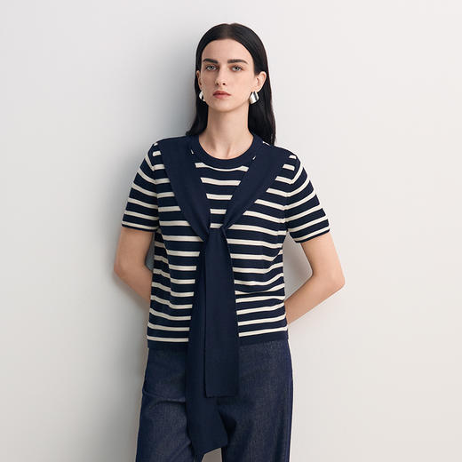 EITIE爱特爱短袖圆领套头净色飘带设计条纹减龄时尚针织衫8501207 商品图5