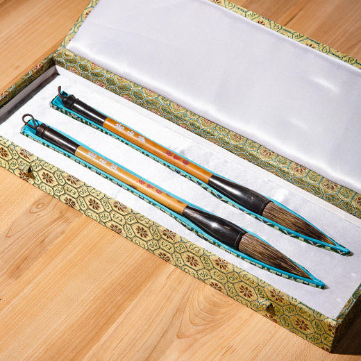 90年代荣宝斋精制“石獾斗笔套装”（一套两支） 商品图2