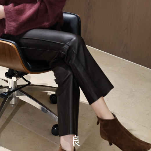 【预售7天】良木礼羊皮烟管裤（皮面）（Q259301） 商品图2