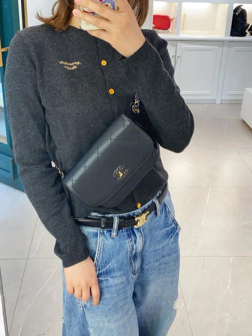 Chanel 黑金 牛皮 马鞍包 胸包 商品图3