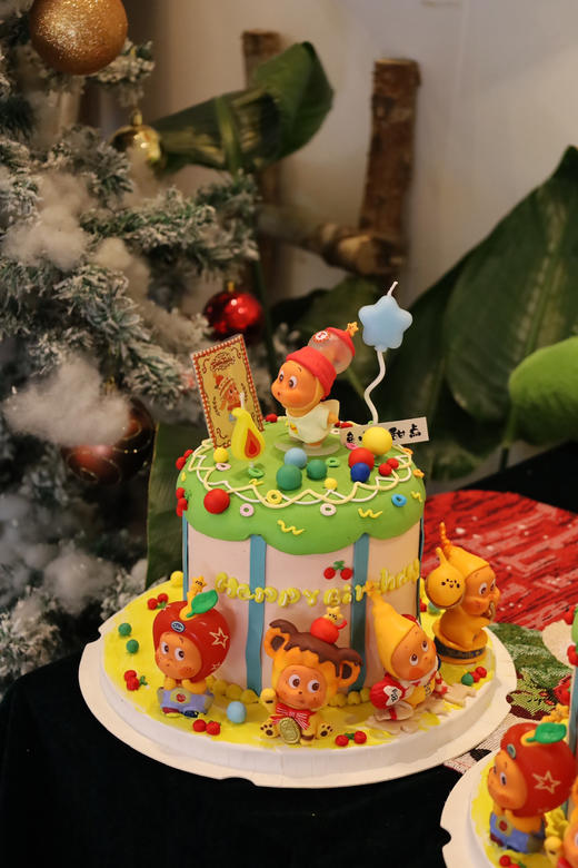 可爱星星人蛋糕（星星人下单前请联系客服挑选） 商品图0