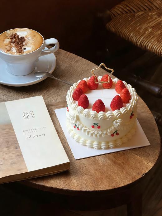 古典草莓蛋糕 商品图0