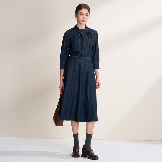 EITIE爱特爱蝴蝶结气质圆领时尚仿牛仔宽松显瘦2026春季新款小上衣A2613115 商品图2