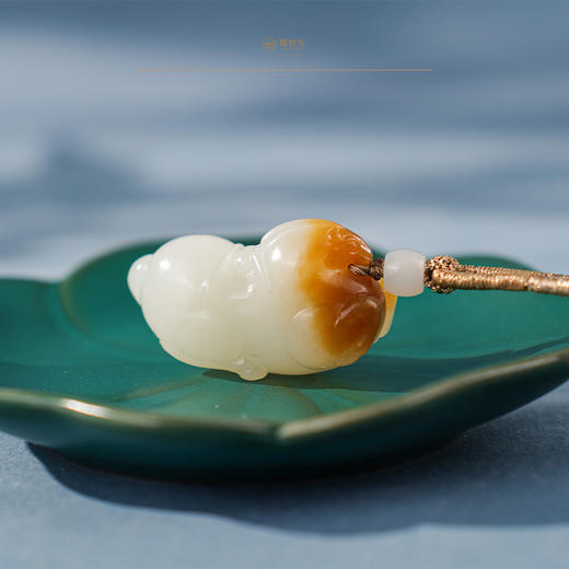 「年礼优选」【赤云】糖羊脂白玉马挂件 商品图3