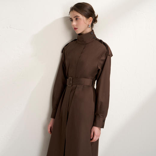 EITIE爱特爱英伦风通勤时尚复古立领本布腰带收腰2026春季新款风衣A2604101 商品图2