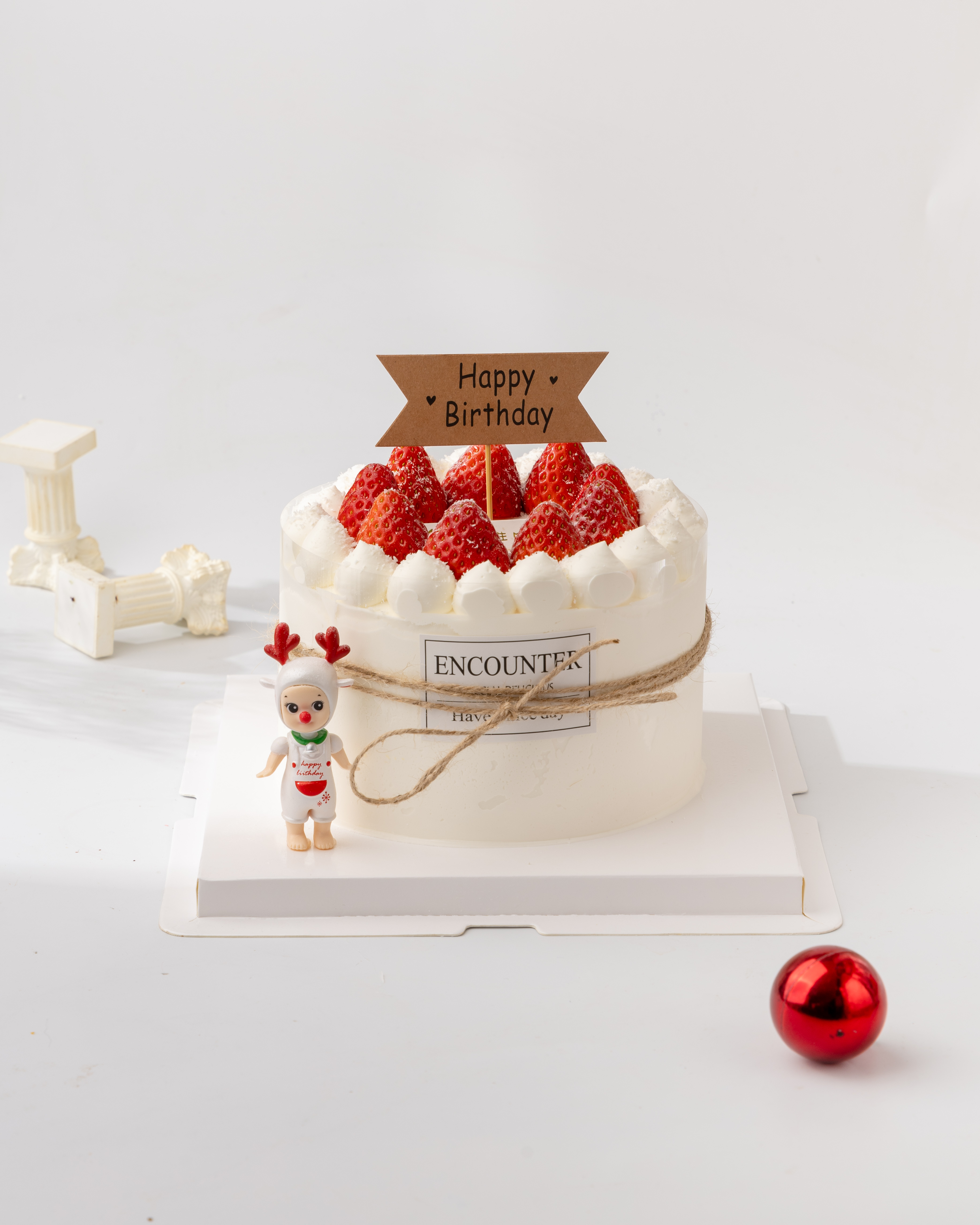 草莓麋鹿（百分百进口动物奶油）