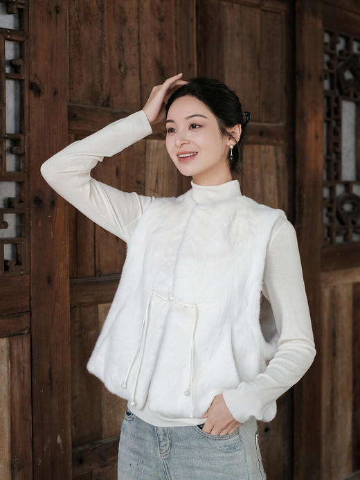 盛唐婧 | 水貂毛流苏扣皮草马甲 商品图0