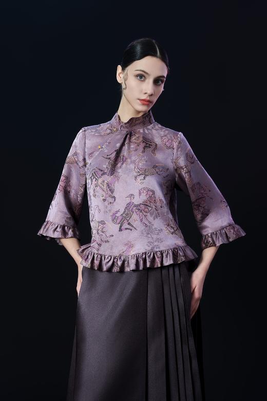 荷言HEYEN 楼上曲 立领A字形喇叭袖桑蚕丝上衣 荷叶边下摆+袖口 商品图1