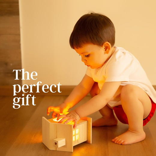 意大利 MAMA GAIA 天然木材小房子造型台灯 可调色LED温馨小夜灯床头灯 商品图1