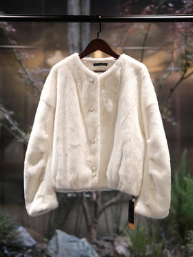 盛唐婧| 轻奢时尚水貂外套-白色