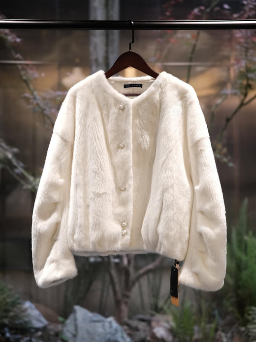 盛唐婧| 轻奢时尚水貂外套-白色 商品图0