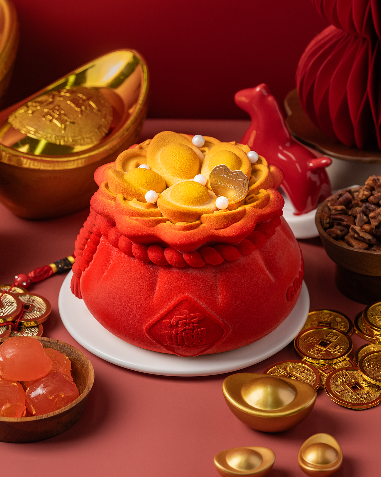 金福满袋-碧根果巧克力流心奶黄慕斯生日蛋糕（1.6磅）