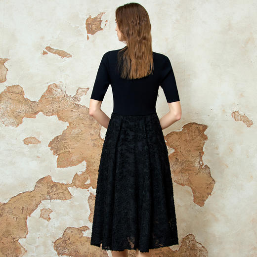 EITIE爱特爱气质新中式立领盘扣显瘦黑色连衣裙春季新款8107803 商品图4