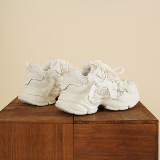 【薄绒内里】西村名物2026年春季新款舒适透气厚底防滑薄绒内里老爹鞋X26AM17501 商品图5