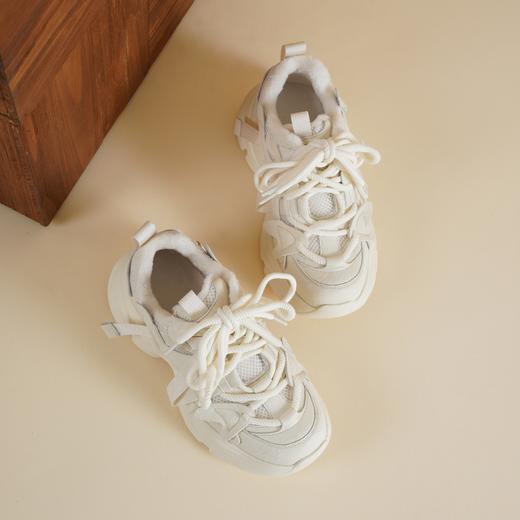 【薄绒内里】西村名物2026年春季新款舒适透气厚底防滑薄绒内里老爹鞋X26AM17501 商品图1