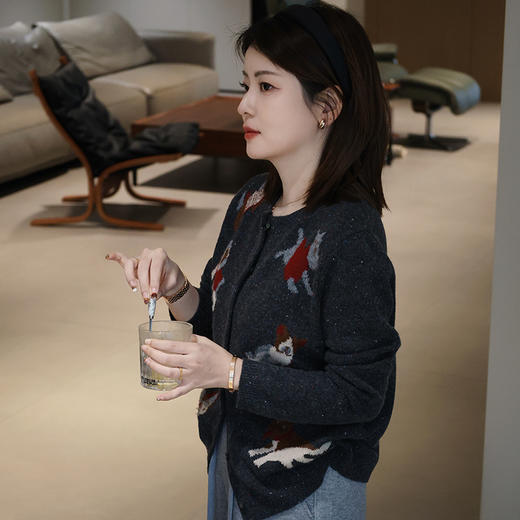 【预售7天】良木礼印花羊毛开衫(2158) 商品图2