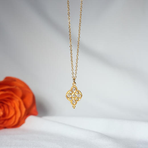 订购10周到｜DELPHES-CAMELLIA-山茶花 护符花 锆石 吊坠 项链［法国设计师］ 商品图3