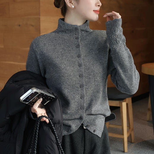 【特价不退换】【预售7天】良木礼镂空羊毛开衫（3304F） 商品图5