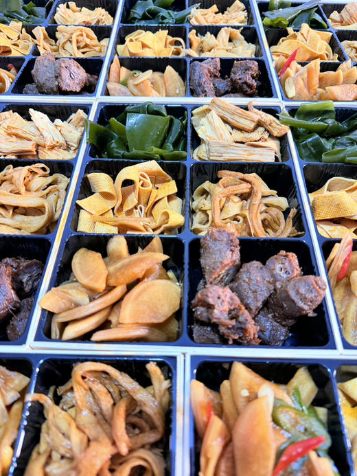 【卤味六拼】 鸭脖+腐竹+海带节+豆皮+白萝卜+面筋 商品图4