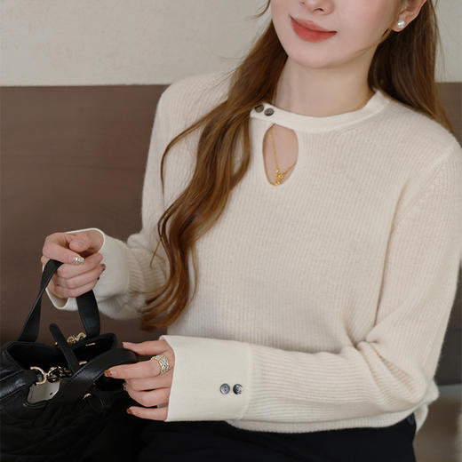 【特价不退换】【预售7天】良木礼镂空山羊绒上衣（3302F） 商品图5