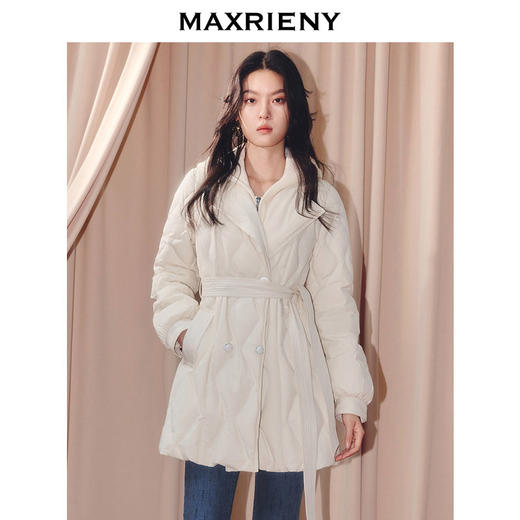 MAXRIENY肌理感菱形格纹x型系带收腰羽绒服25冬优雅通勤穿搭外套(货号:MF86DC508) 商品图1