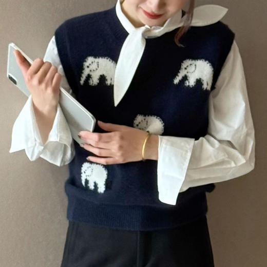 【预售7天】良木礼山羊绒背心（Q25842669） 商品图1