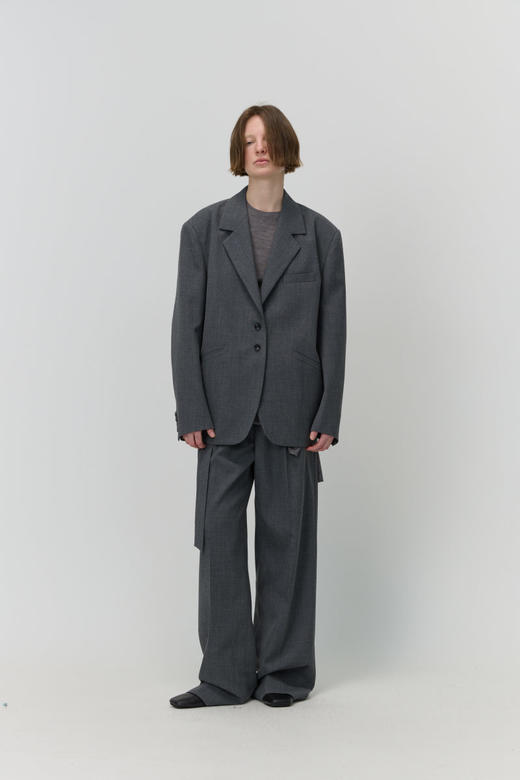 后背结构西服 商品图0