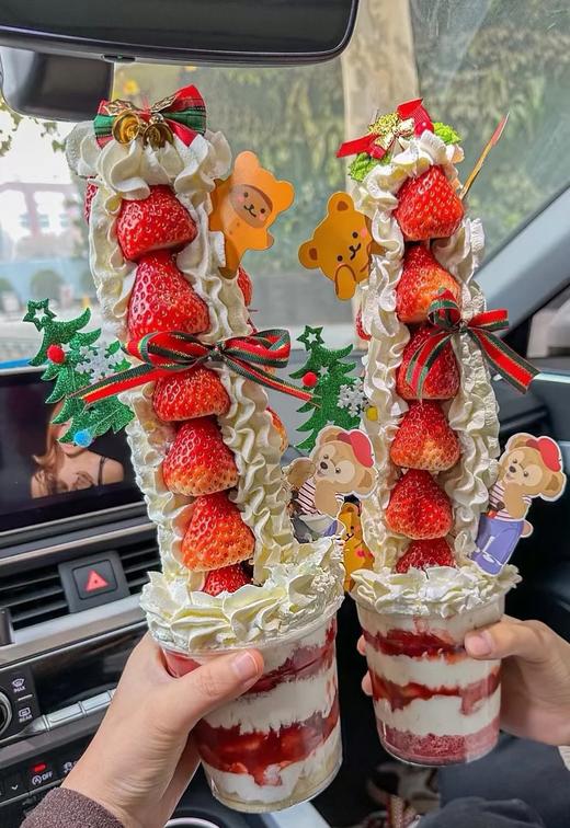 草莓巨巨塔 商品图0