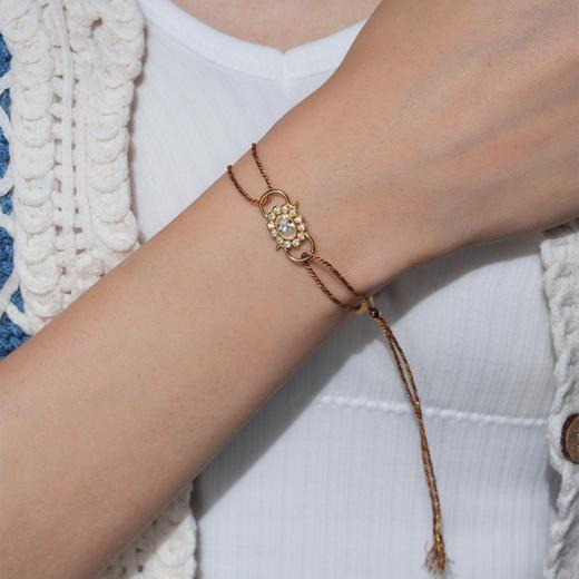 北京仓｜DELPHES-护符花 锆石 水晶 手链［法国设计师］ 商品图0