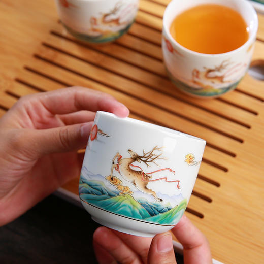 高档白瓷功夫茶具套装家用送礼办公室会客提梁泡茶壶茶杯一套成艺莲升富贵鹿鹤同春古道壶7入 商品图2