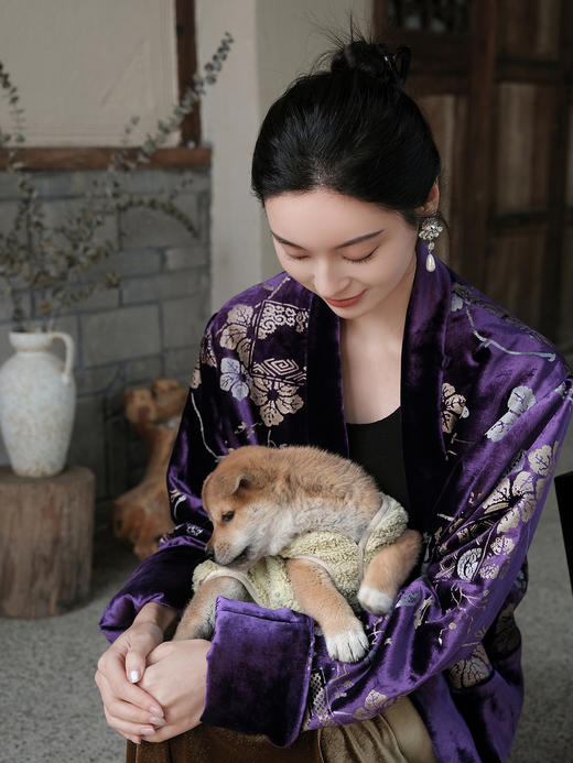 盛唐牡丹| 凝夜紫丝绒烫银棉外套 商品图6