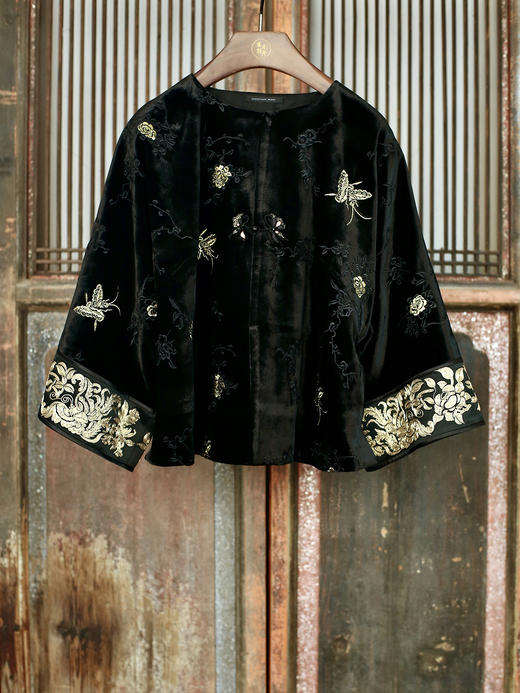 盛唐牡丹盛奢系列| 丝绒蝴蝶绣花盘金绣外套 商品图4