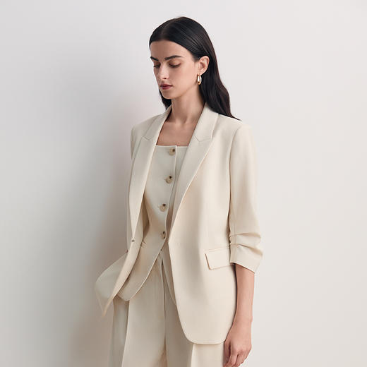 EITIE爱特爱气质干练修身七分袖显瘦西装外套2026春新款8503205 商品图3