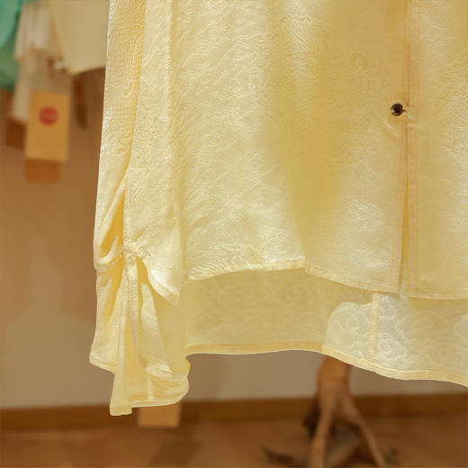 【抖音专属】新中式衬衣（25710021凝脂） 商品图2