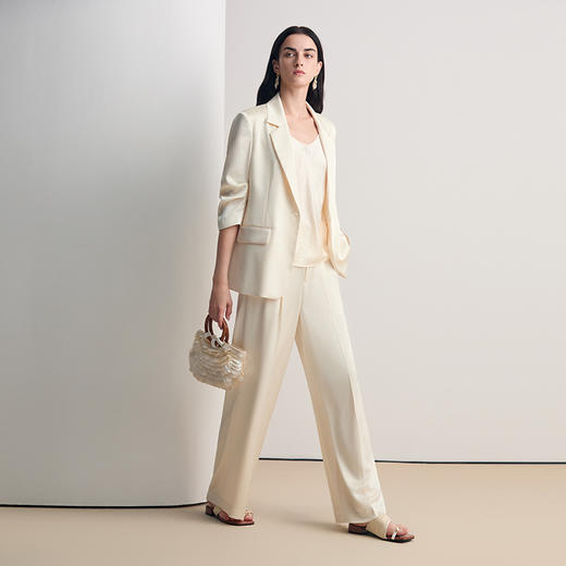 EITIE爱特爱2026春季新款利落简约百搭高腰直筒显瘦通勤西装裤8505207 商品图3