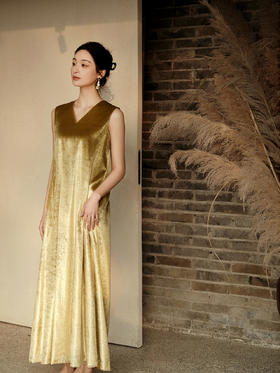 廷前观棠 |檀金-金色亮丝丝绒长裙