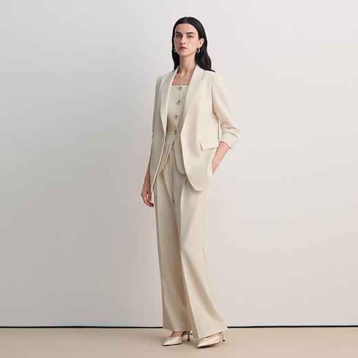 EITIE爱特爱气质干练修身七分袖显瘦西装外套2026春新款8503205 商品图1