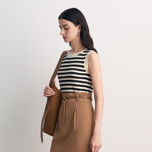 EITIE爱特爱2026春季新款时尚修身显瘦条纹背心针织衫8501213 商品图3