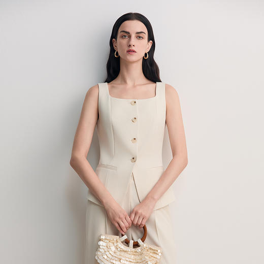 EITIE爱特爱显瘦简约时尚通勤收腰无袖西装马甲上衣2026春季新款8503206 商品图5