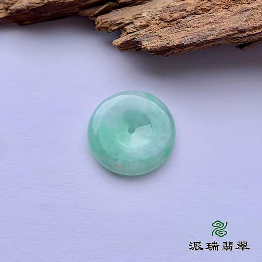 派瑞翡翠 翡翠挂件 糯种 飘翠 商品图2