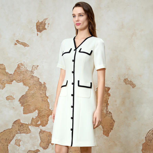 EITIE爱特爱气质小香风V领显瘦高级感A字连衣裙春季新款8107813 商品图2